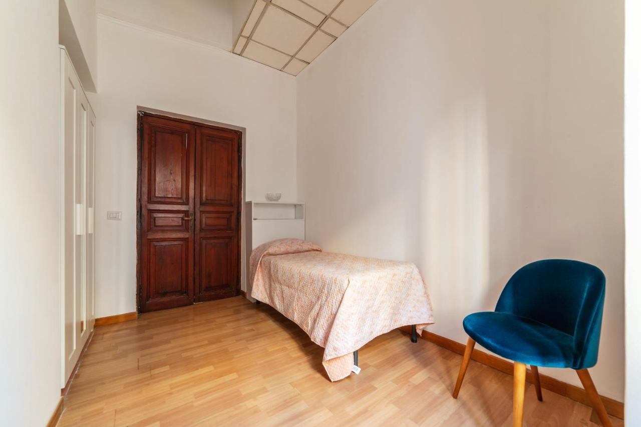 Residence Borgognoni Apartments Roma Esterno foto