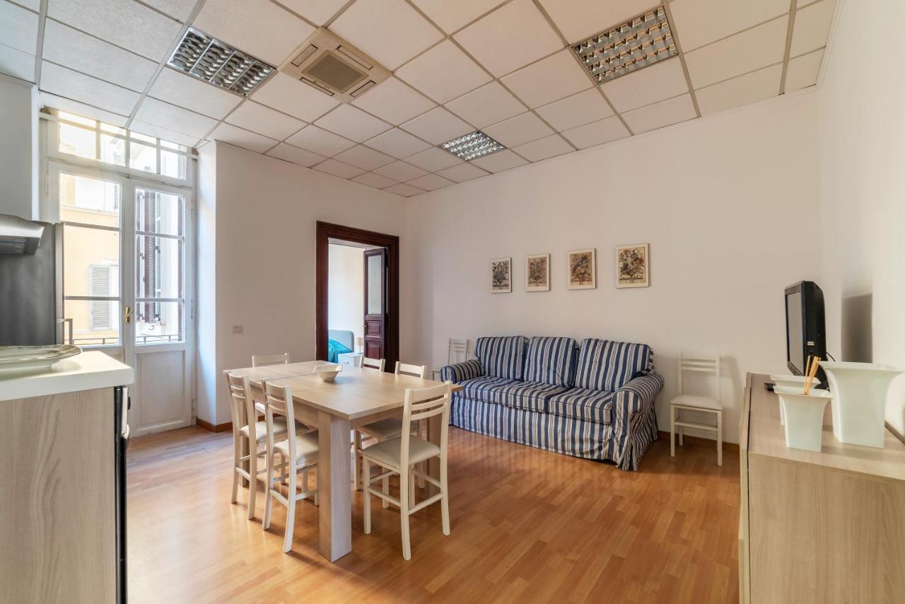 Residence Borgognoni Apartments Roma Esterno foto