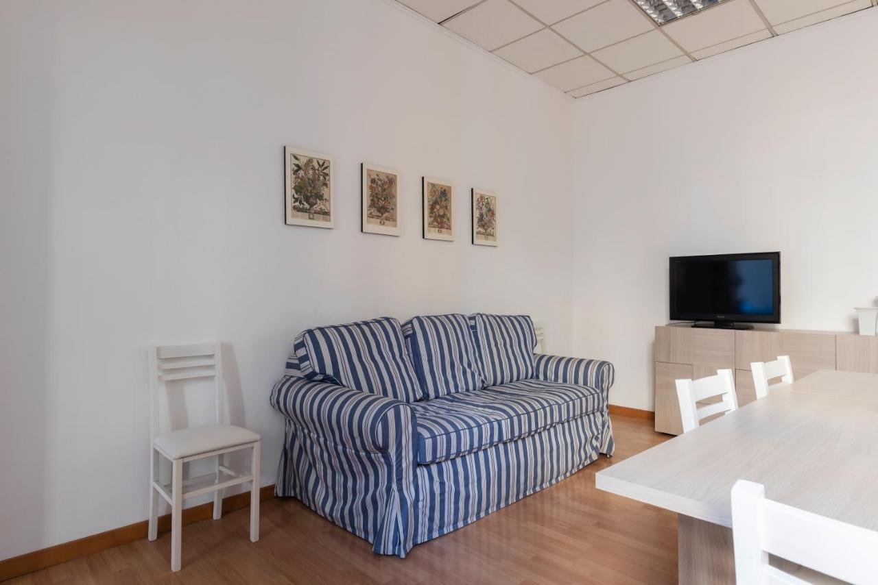 Residence Borgognoni Apartments Roma Esterno foto