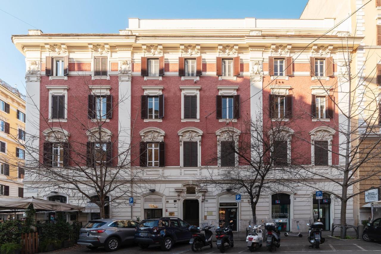 Residence Borgognoni Apartments Roma Esterno foto