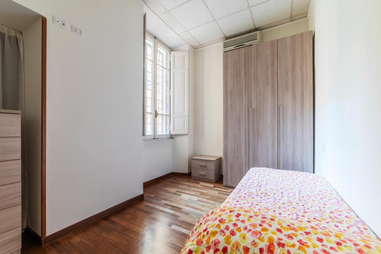 Residence Borgognoni Apartments Roma Esterno foto