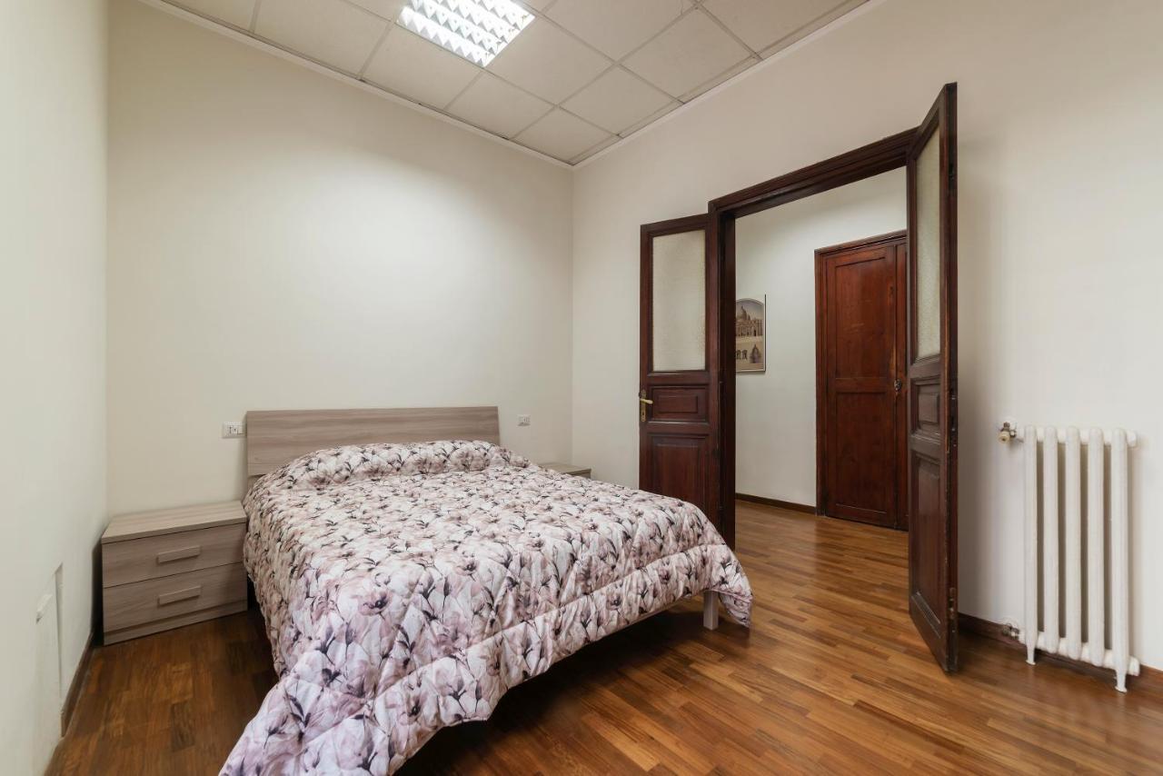 Residence Borgognoni Apartments Roma Esterno foto