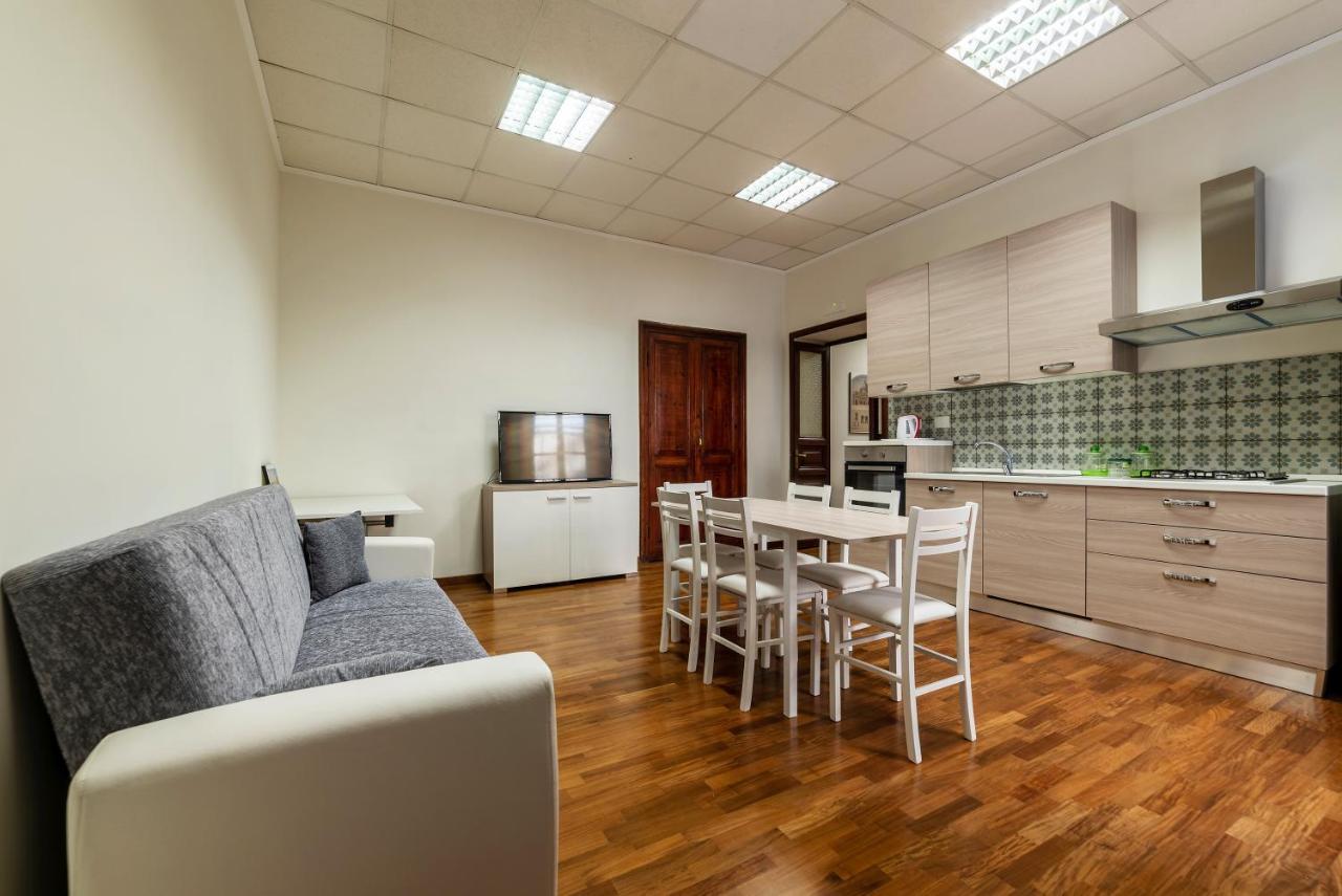 Residence Borgognoni Apartments Roma Esterno foto